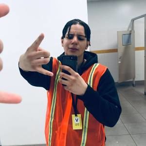 Meet your Posher, Jankee